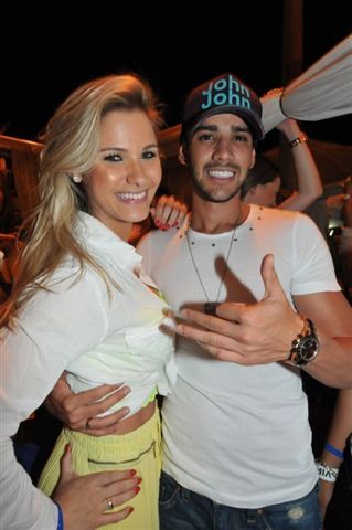 Até os cantores de sertanejo se renderam ao eletrônico