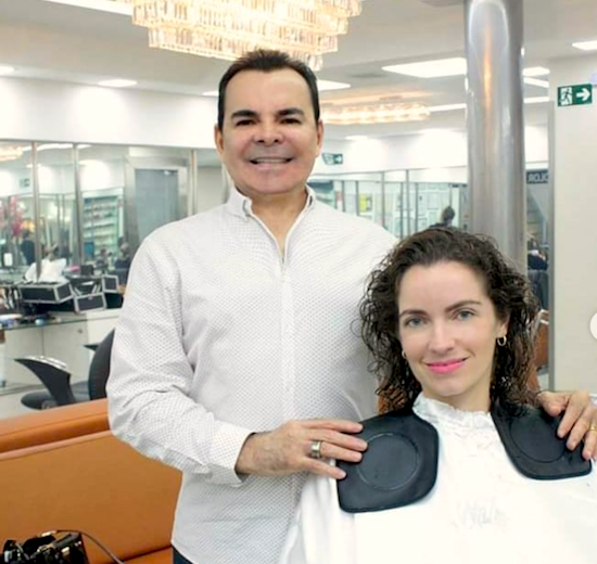 Walker Santiago reúne dicas certeiras para os cuidados com os cabelos durante o verão