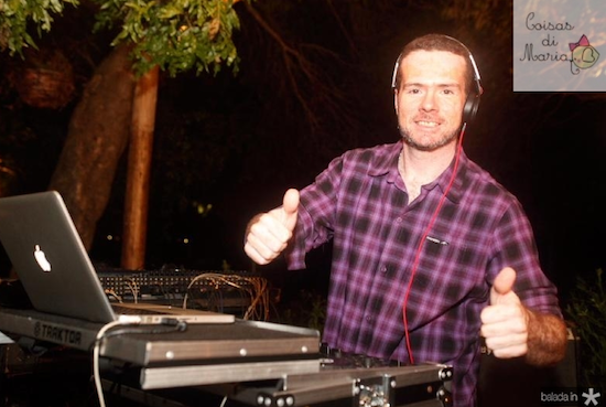 Tarde de sábado combina com Colosso Lake Lounge!