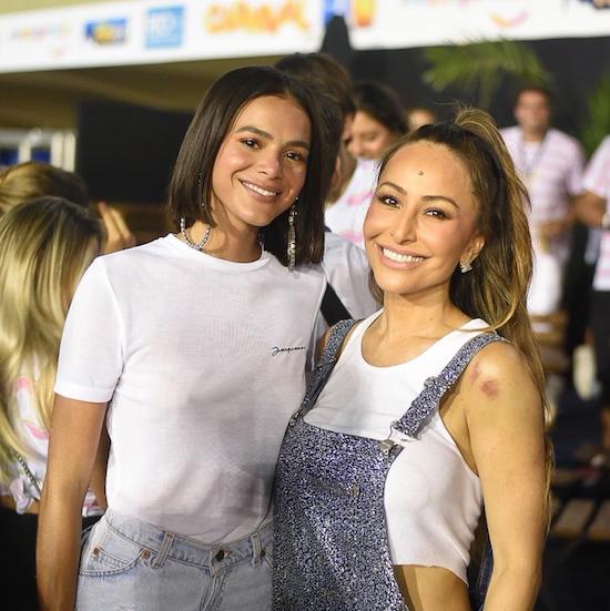 Tradicional feijoada na Marquês de Sapucaí reuniu os famosos na quarta-feira de cinzas