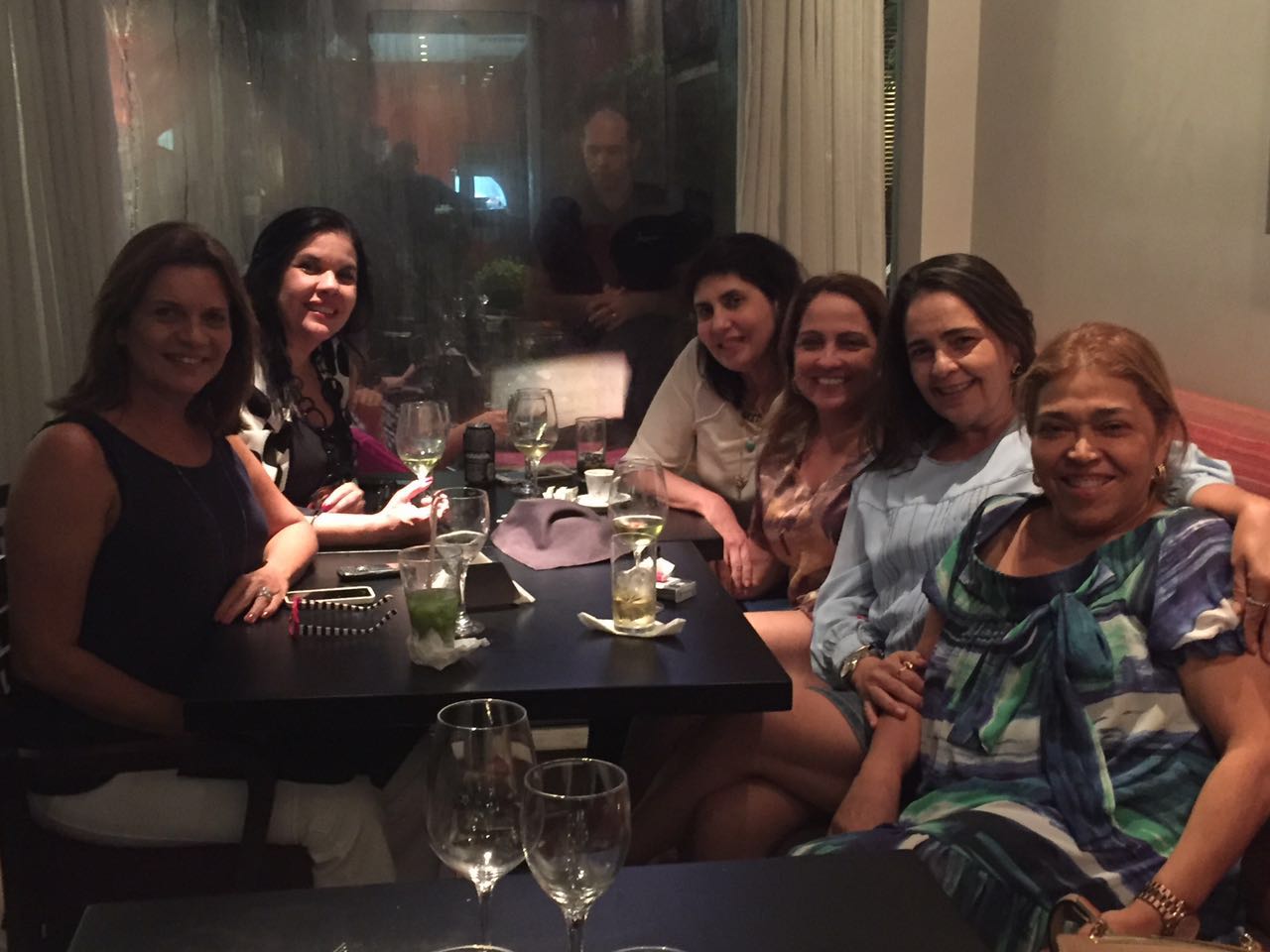 Happy hour de lulus movimenta o Medit Restaurante