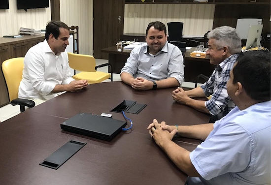 Deputado Salmito busca atender à demanda do Sindivel