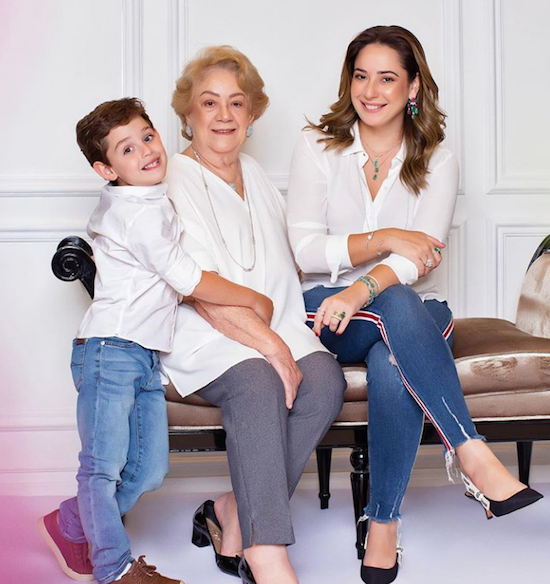 Diamond Design promove campanha comemorativa com mamães pra lá de especiais