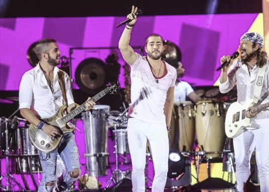 Bell Marques traz o agito do primeiro DVD solo ao Fortal 25 anos