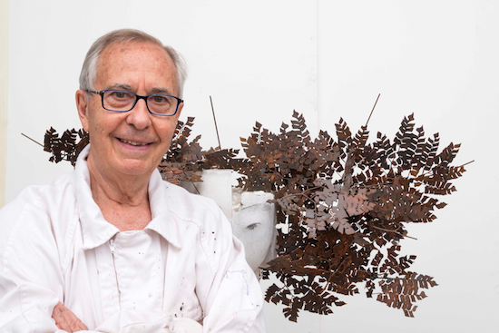 Le Bristol Paris exibe obras do renomado escultor espanhol  Manolo Valdés