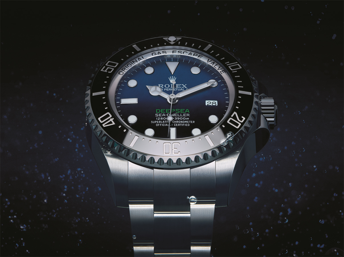 Rolex lança novo relógio inspirado em aventura de James Cameron