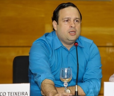 Igor Queiroz Barroso lança 2a edição de “O Cearense”, na Assembleia Legislativa