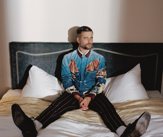 Bruno Gagliasso estampa a capa da edição de agosto da GQ Brasil