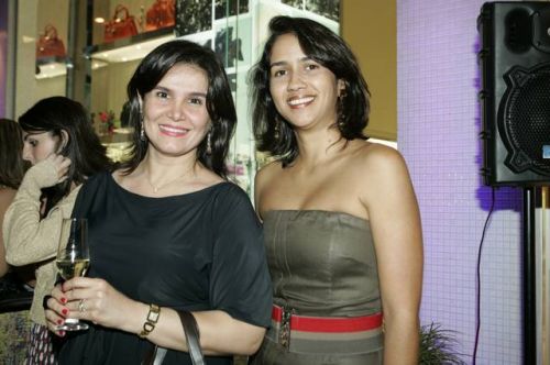 Alexsandra Bezerra e Luciana Brasileiro