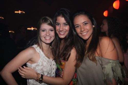 Claudia Brasil, Juliana Carneiro e Talita Travessone.
