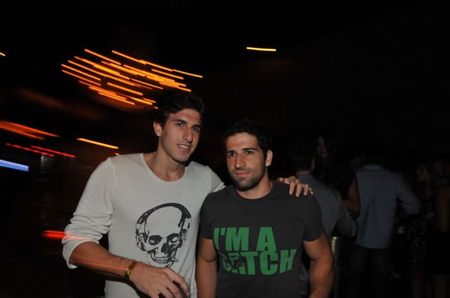 Tito e Canitrot balançando a POSH Floripa