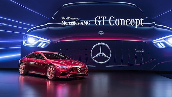 Mercedes_Benz chega causando no Salão do Automóvel de Genebra