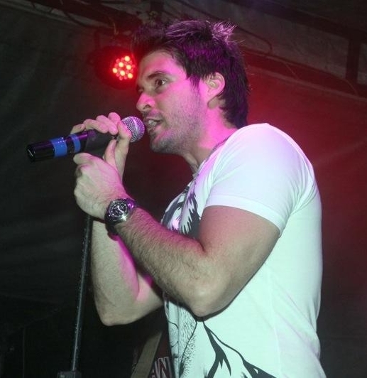 Paulo Sérgio Porto abre show do Guns N`Roses