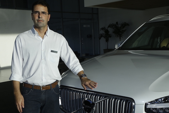 Volvo GNC Suécia aterrissa em Fortaleza