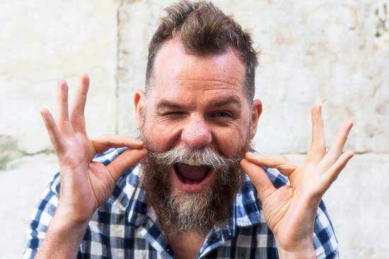 Em homenagem ao Dia dos Pais, Marcos Piangers faz palestra inspiradora no Iguatemi Fortaleza