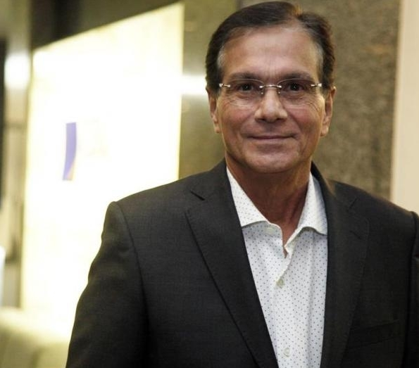 Beto Studart apresenta ‘coração artificial’ na África