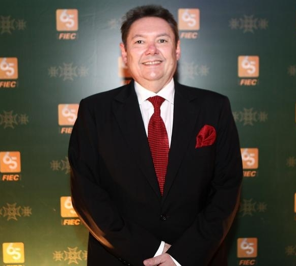 Ivens Dias Branco Jr. comemora seus 56 anos - Portal IN - Pompeu