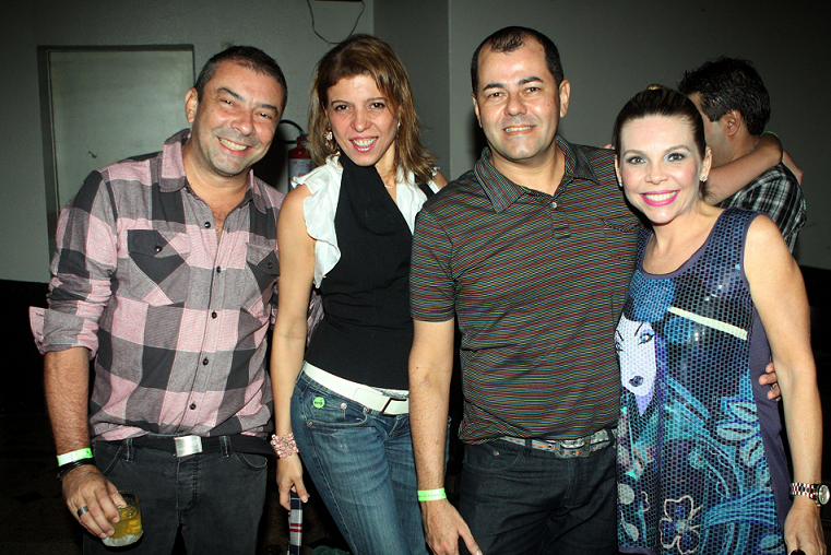 Inara de Almeida festeja a nova idade no Nóbile Suítes