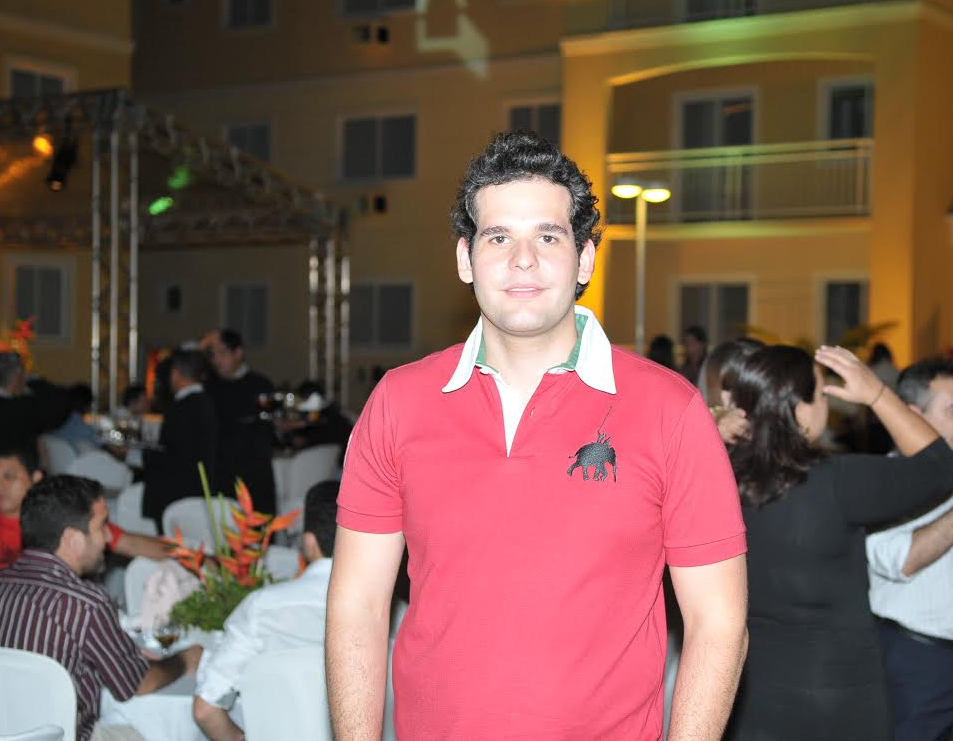 João Fiúza desembarca em Portugal