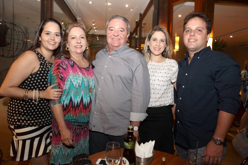 Chiquinho Aragão comemora birthday no Moleskine Gastrobar