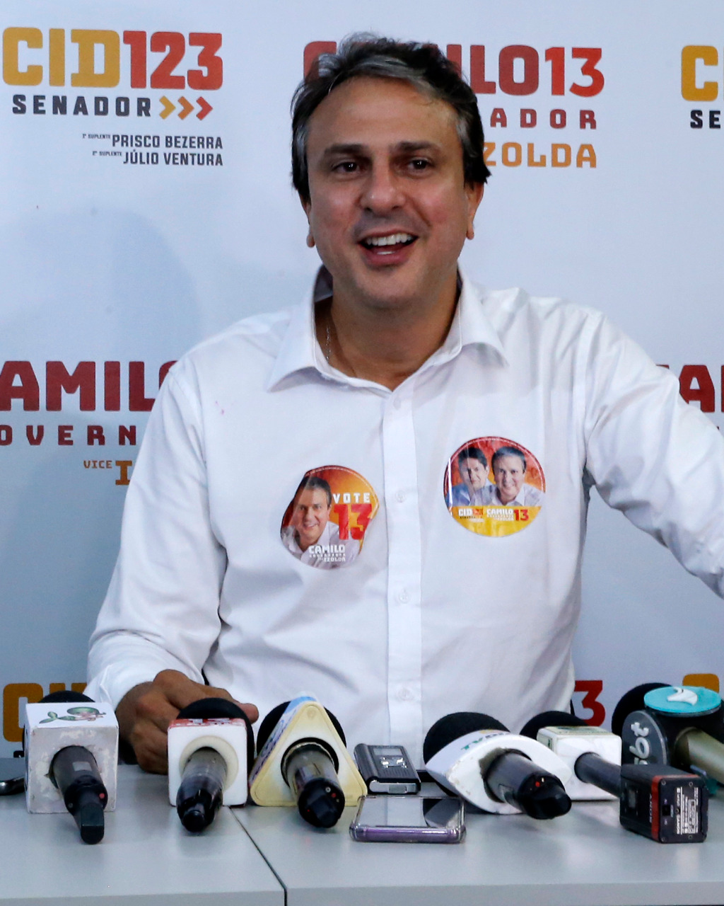 Reeleito, Camilo Santana é o governador mais votado do Brasil