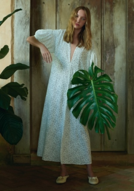 Cris Barros lança coleção Resort 17