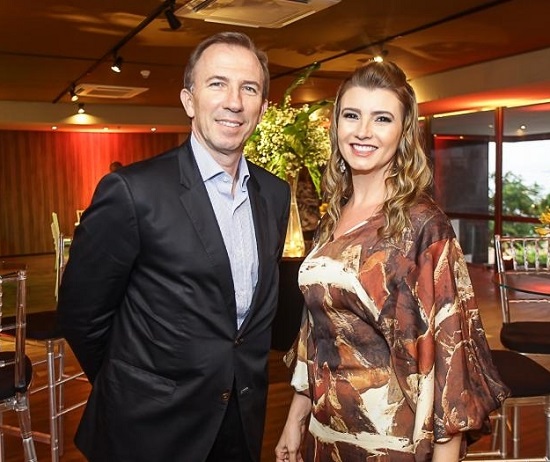 Gran Marquise arma um festão para celebrar seu jubileu de prata