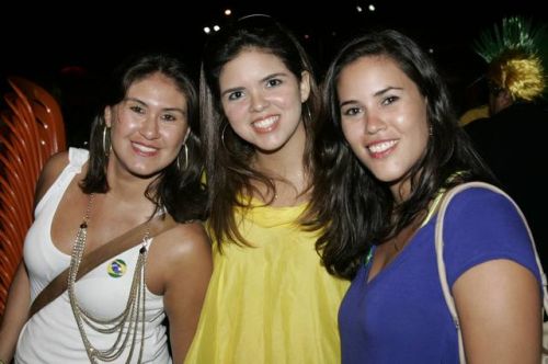 Luiza Azevedo, Viviane Goncalves e Raquel Timbo