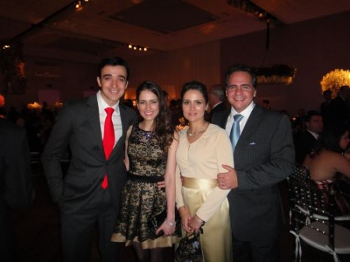 Marilia Queiroz e Did Machado com Manoela Queiroz e Ricardo Bacelar
