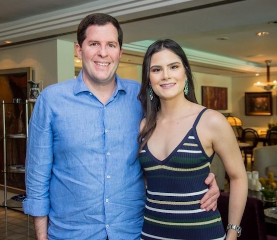 Camile Quintão e Rodrigo Carneiro aterrissam nas Maldivas