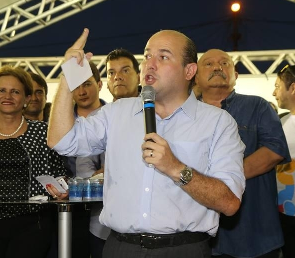 Roberto Cláudio entrega mais um posto de saúde!