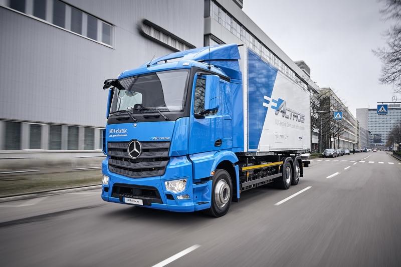 Mercedes-Benz coloca à prova caminhão elétrico para clientes