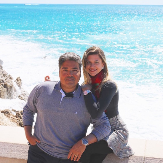 Leandro Vasques celebra a nova idade em viagem pela França