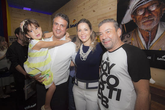 Onélia Santana também adora moda e confere os desfiles do DFB 2016