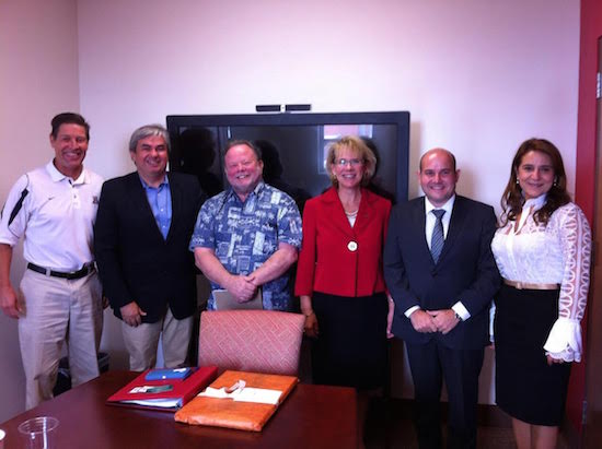 Roberto Cláudio fala sobre saúde pública na Universidade do Arizona