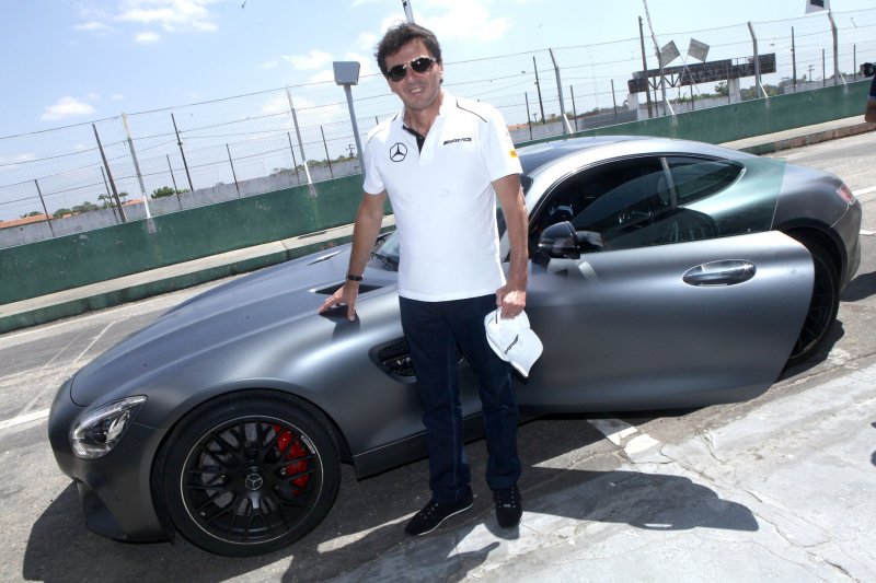 Uma turma de bacanas acelera na 3º edição do Mercedes-BenzTrack Day Experience, da Newsedan