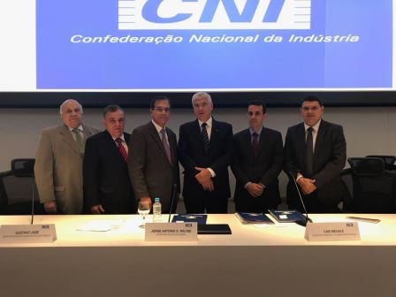 Está faltando linha em branco na agenda de Beto Studart