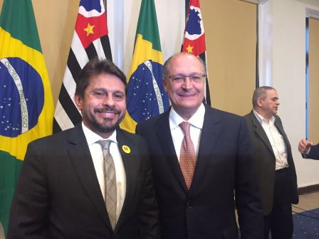 Hélio Winston Leitão assina protocolo de intenções com governo de São Paulo