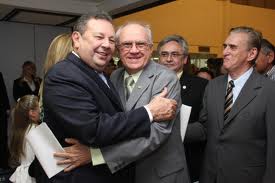 Desembargador Francisco Câmara recebe Medalha Boticário Ferreira