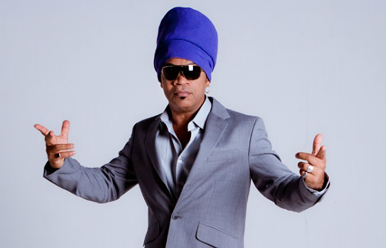Carlinhos Brown mostra a cara do Brasil durante o Brazilian Day em San Diego