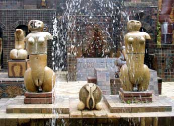 Documentário Francisco Brennand compete na 36ª Mostra Internacional de Cinema