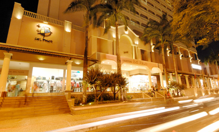 Del Paseo abraça a campanha Outubro Rosa