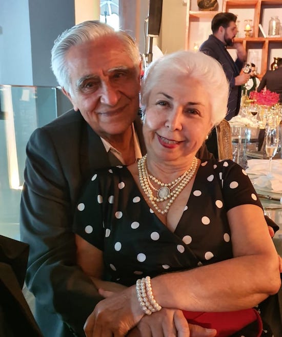 Alódia e Paulo Sergio Guimarães marcam presença no jantar do Book Festas em São Paulo