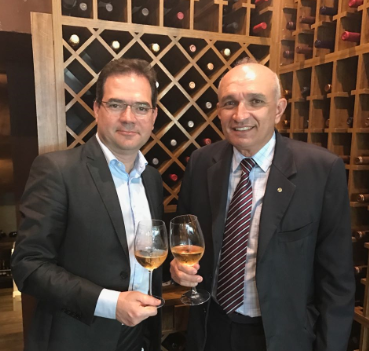 Licinio Correia bate o martelo com Gontijo Pinto