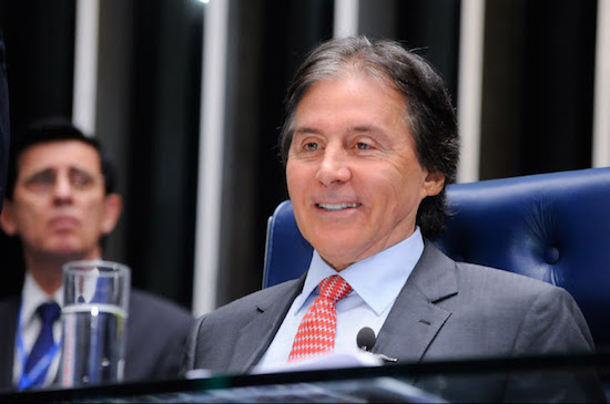 Eunício aprova R$ 112,3 milhões para poços profundos no Ceará