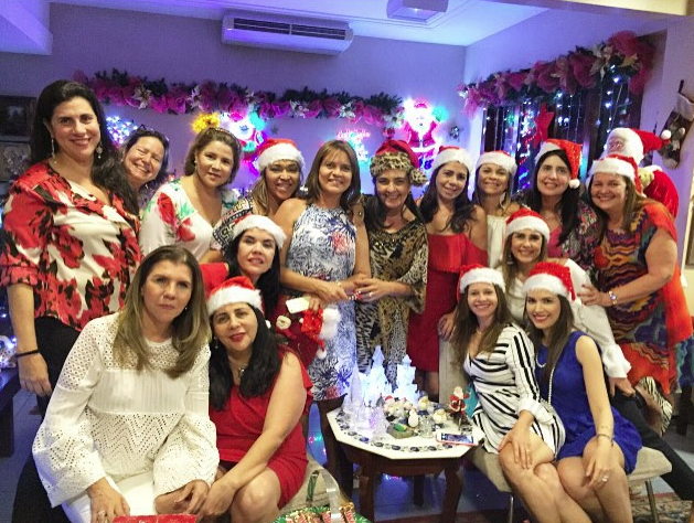 Márcia Jereissati arma ‘Confra das amigas’ em seu apê