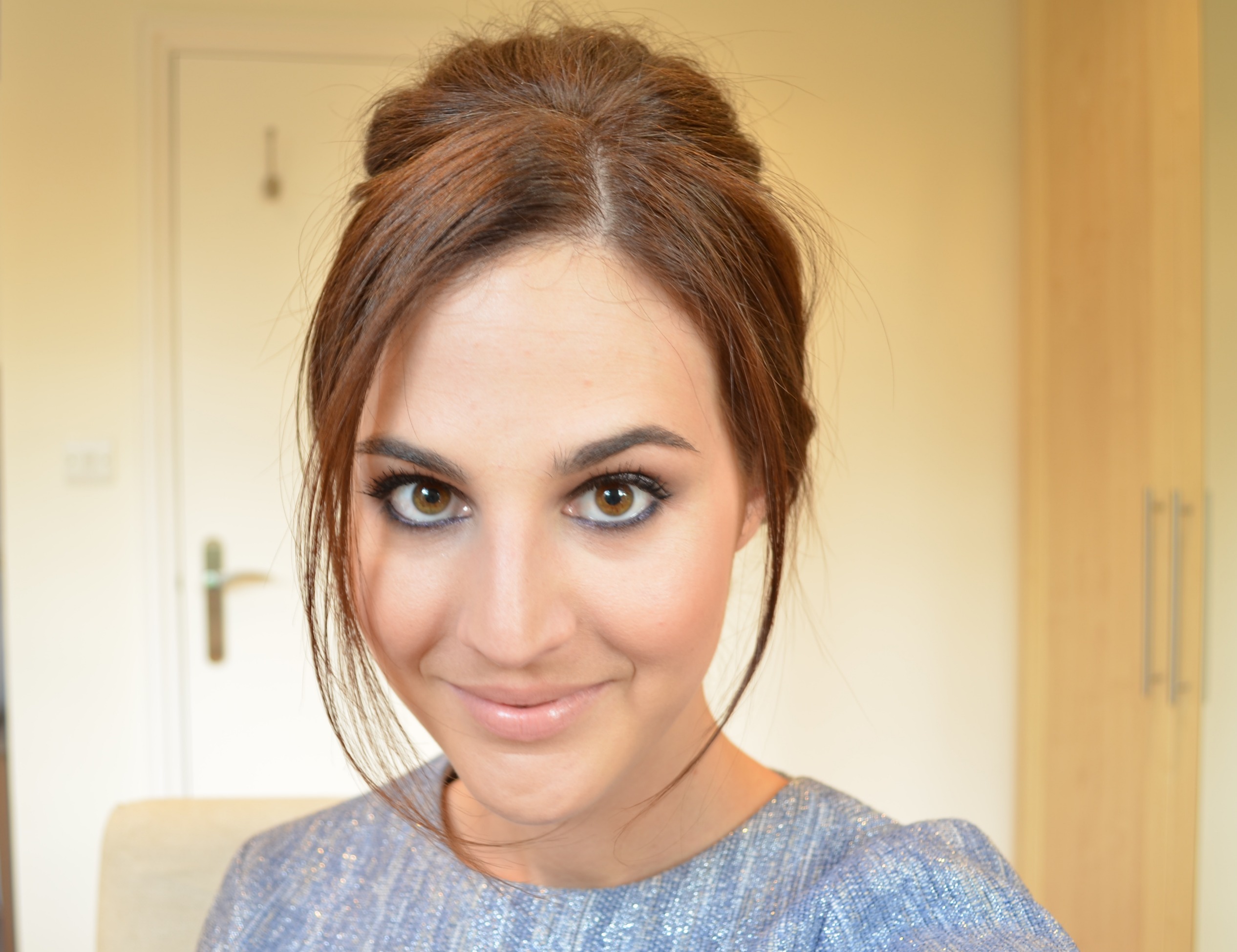 Vic Ceridono participa de noite de autógrafos na Sandra Pinheiro Joias