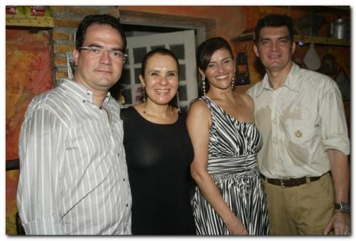 Gontijo, Irma, Silvania e Pinto Neto