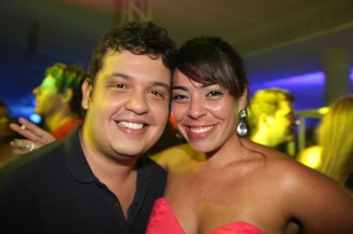 Renato Thomaz e Priscila Romcy