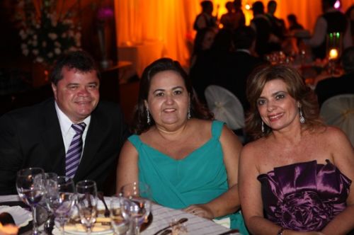 Roberto, Fernanda Façanha e Denise Arruda